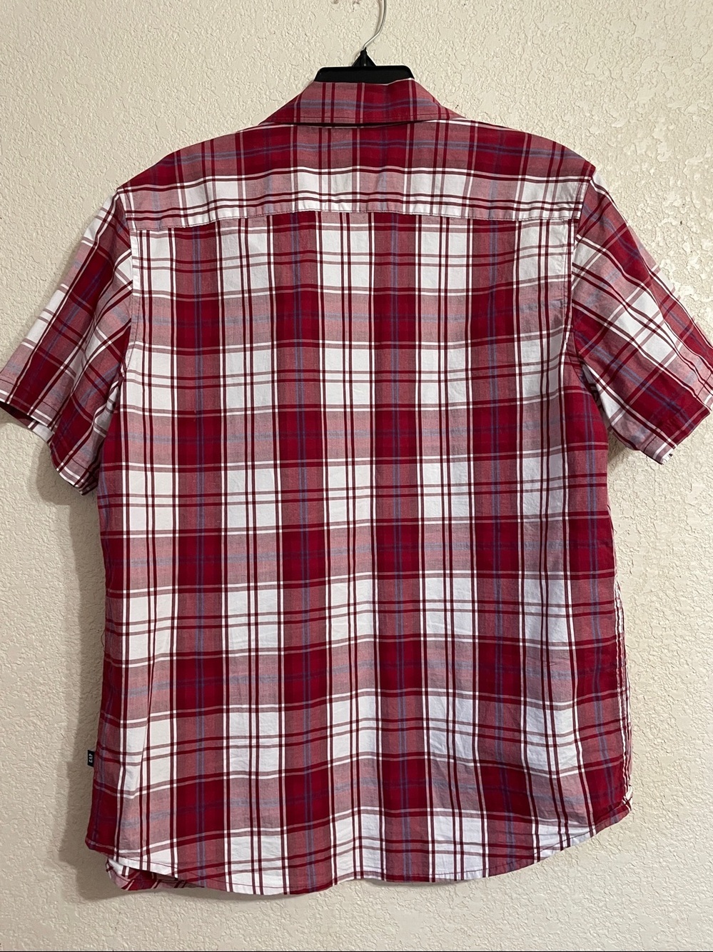 Men’s GAP Red and White Plaid Shirt - Picture 8 of 9